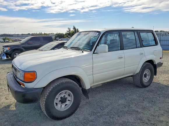 1991 Toyota Land Cruiser, VIN JT3FJ80W6M0008138 — Minor dents and scratches
