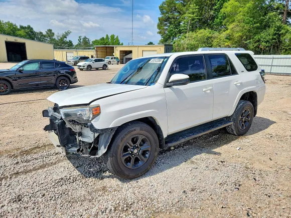 2018 Toyota 4Runner Limited, VIN JTEZU5JR1J5179347 — Front end