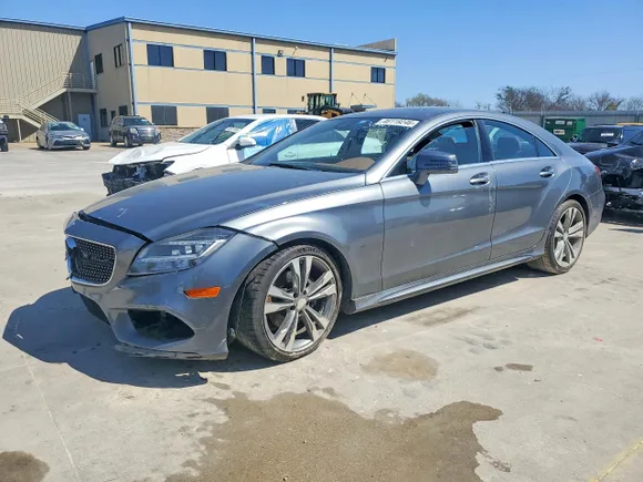 2016 Mercedes-Benz CLS 400, VIN WDDLJ6FB5GA172654 — Front end