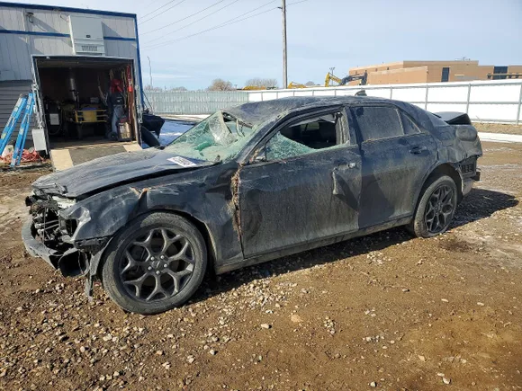 2019 Chrysler 300 S, VIN 2C3CCAGG1KH698375 — Rollover