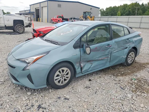 2016 Toyota Prius Two, VIN JTDKBRFU7G3003066 — Side