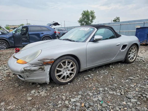 2000 Porsche Boxster, VIN WP0CA2981YU625462 — Front end