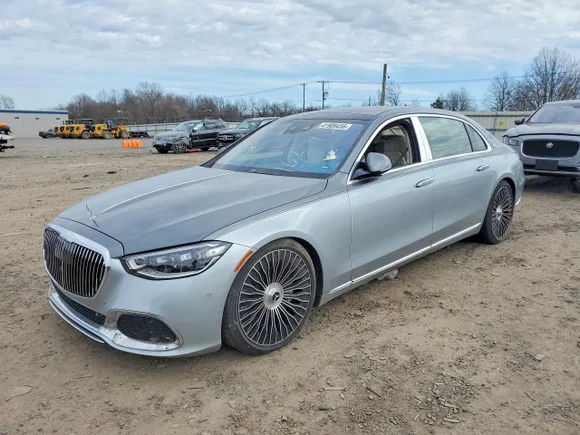 2024 Mercedes-Benz S 580 Maybach, VIN W1K6X7GB9RA300932 — Front end