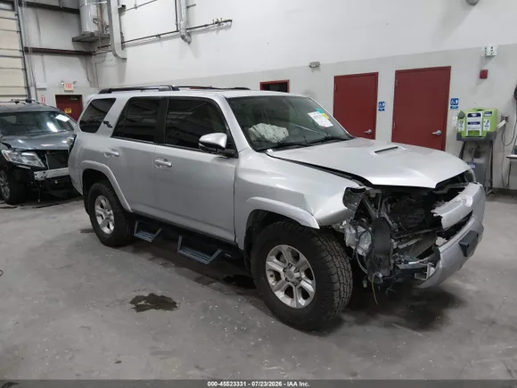 2023 Toyota 4Runner TRD Off Road Premium, VIN JTERU5JR9P6101367 — Front end