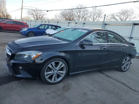 2015 Mercedes-Benz CLA 250, VIN WDDSJ4EB4FN284614 — Rear end