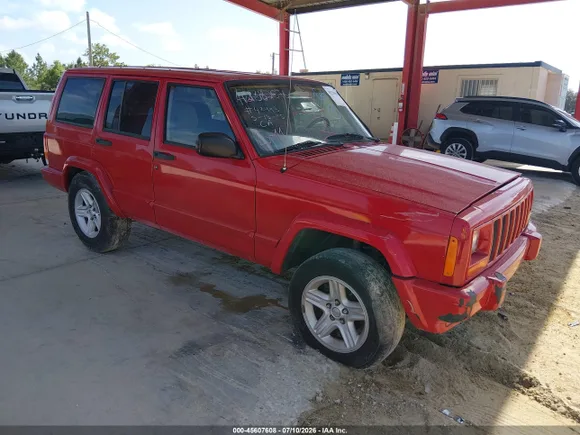 2001 Jeep Cherokee Limited, VIN 1J4FT58S51L615593 — Side