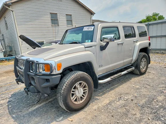 2006 Hummer H3, VIN 5GTDN136268225404 — Side