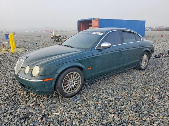 2007 Jaguar S-Type 3, VIN SAJWA01AX7FN78775 — Rear end