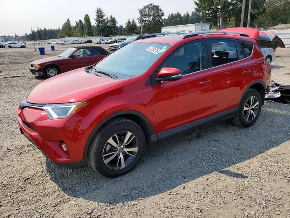 2017 Toyota RAV4 XLE, VIN 2T3RFREV3HW674763 — Rear end