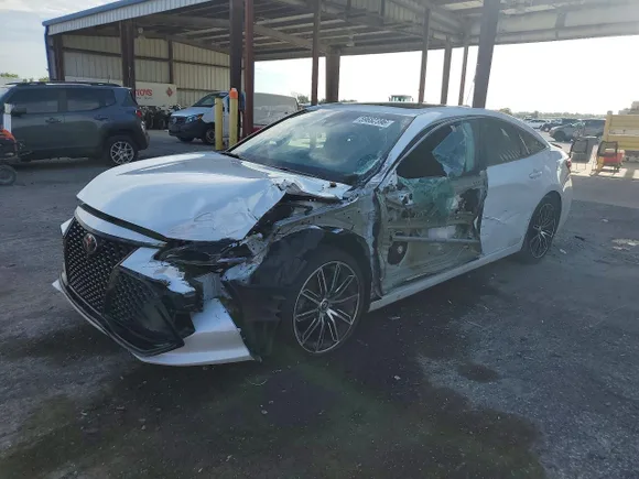 2019 Toyota Avalon Touring, VIN 4T1BZ1FB5KU004811 — Front end