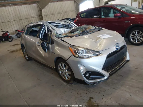 2017 Toyota Prius Two, VIN JTDKDTB38H1593179 — Стихия