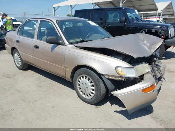 1997 Toyota Corolla, VIN 1NXBA02E4VZ650542 — Front end
