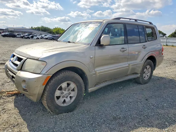 2004 Mitsubishi Montero Limited, VIN JA4MW51S04J009224 — Rear end