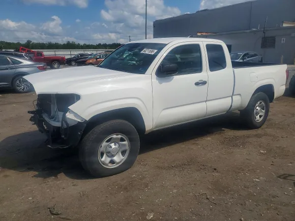2019 Toyota Tacoma SR, VIN 5TFRX5GN3KX148476 — Rear end