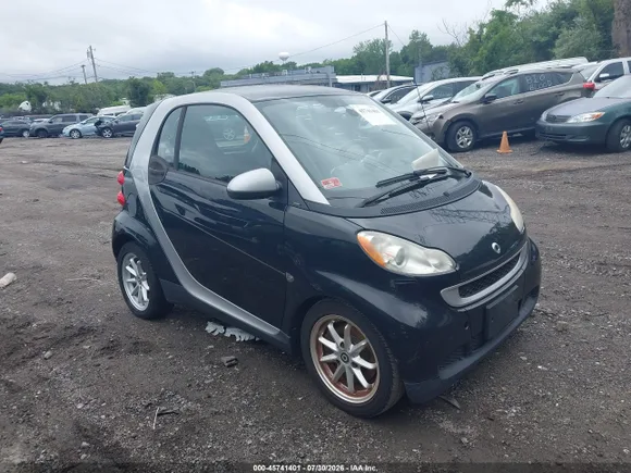 2008 Smart fortwo Pure, VIN WMEEJ31X98K137066 — Normal wear