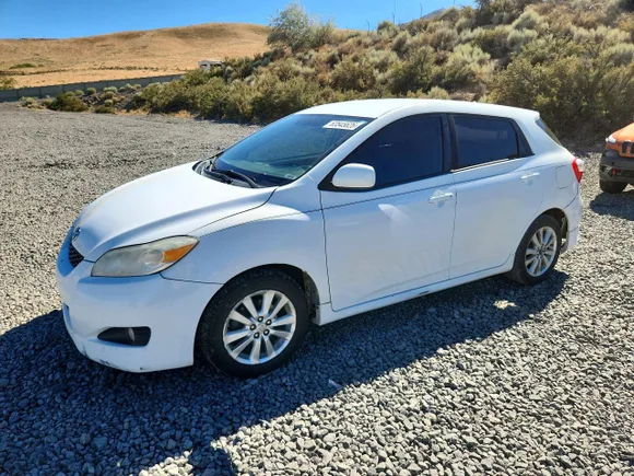 2010 Toyota Matrix, VIN 2T1KU4EE8AC309585 — Rear end