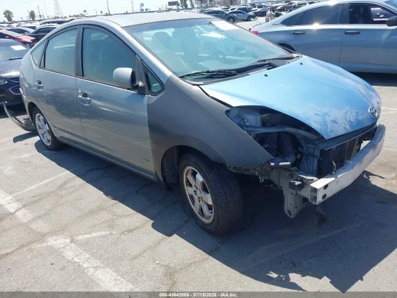 2005 Toyota Prius, VIN JTDKB20U053090371 — Normal wear