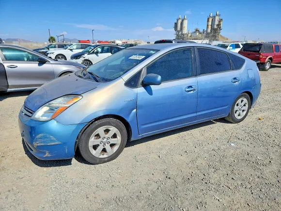 2008 Toyota Prius, VIN JTDKB20U187745294 — Front end