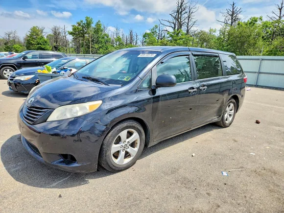 2017 Toyota Sienna L, VIN 5TDZZ3DC7HS836738 — Mechanical