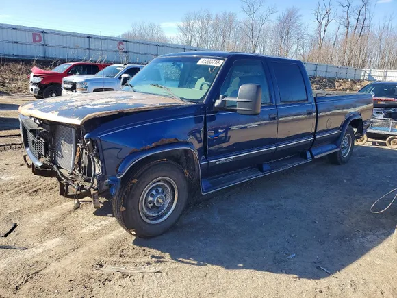 2000 Chevrolet Silverado 3500, VIN 1GCGC33R2YF505211 — Front end