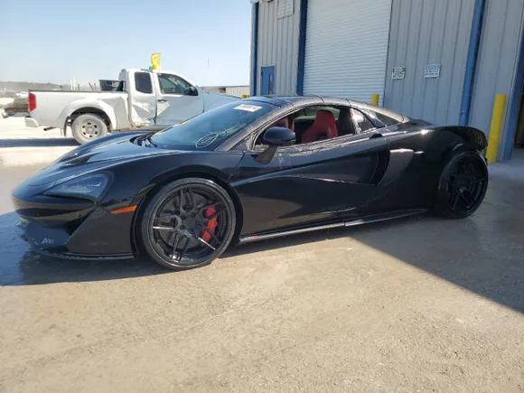 2019 McLaren 570S, VIN SBM13FAA1KW006404 — Rear end