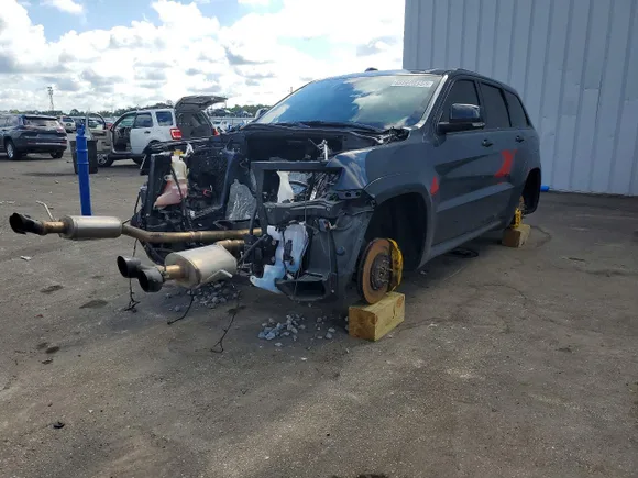 2018 Jeep Grand Cherokee Trackhawk, VIN 1C4RJFN90JC356060 — Stripped