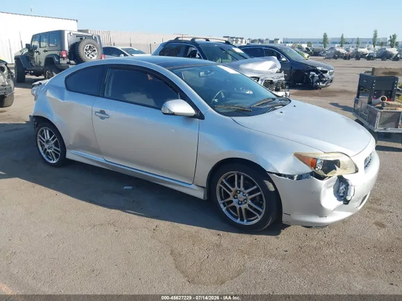 2006 Scion tC, VIN JTKDE177660127848 — Rear end