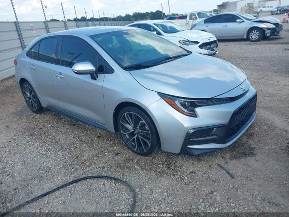 2020 Toyota Corolla SE, VIN JTDS4RCE0LJ036200 — Rear end