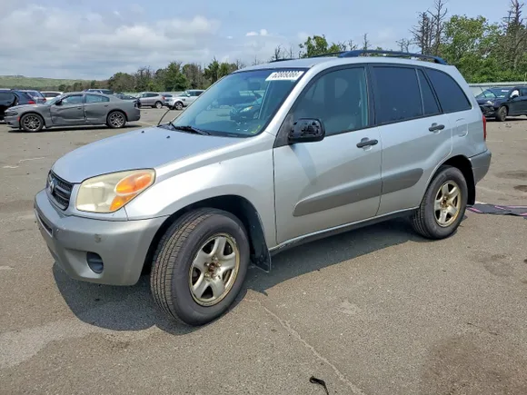 2005 Toyota RAV4, VIN JTEGD20V050077805 — Rear end