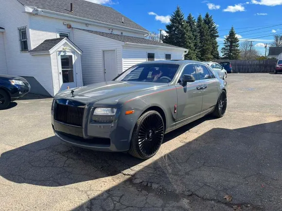2012 Rolls-Royce Ghost, VIN SCA664S51CUX50701 — Minor dents and scratches