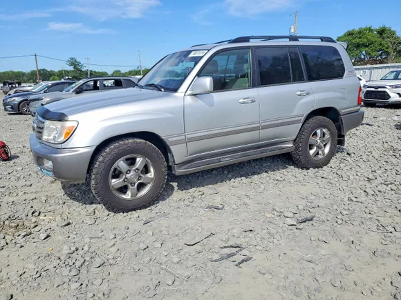 2007 Toyota Land Cruiser, VIN JTEHT05J472111639 — Minor dents and scratches