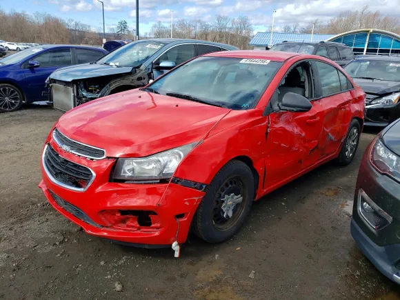 2016 Chevrolet Cruze LS, VIN 1G1PB5SH6G7203719 — Side