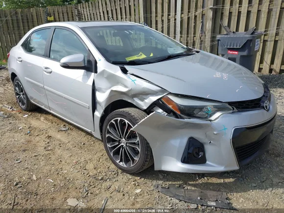 2016 Toyota Corolla LE, VIN 2T1BURHE8GC611153 — Front end