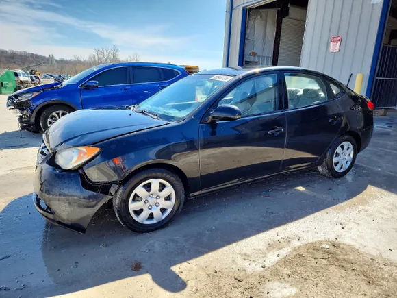 2008 Hyundai Elantra GLS, VIN KMHDU46D78U523555 — Front end