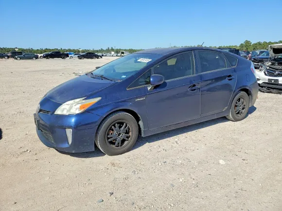 2013 Toyota Prius Four, VIN JTDKN3DU5D1644442 — Normal wear