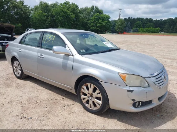 2009 Toyota Avalon XLS, VIN 4T1BK36BX9U351674 — Normal wear