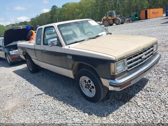 1985 Chevrolet S-10, VIN 1GCCS14B6F2250039 — All over