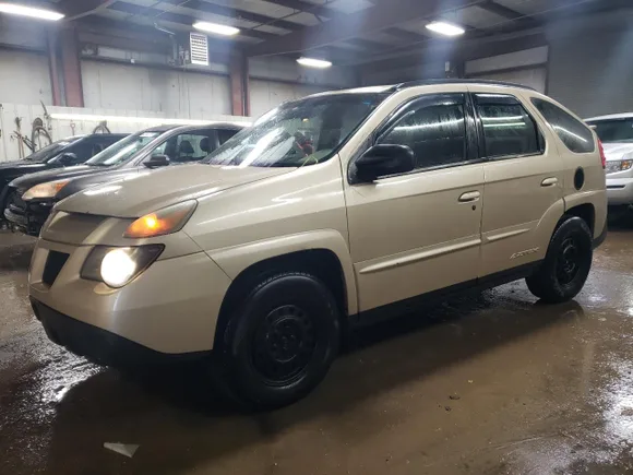 2004 Pontiac Aztek, VIN 3G7DA03EX4S502582 — Side