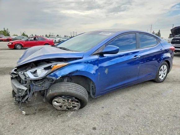 2016 Hyundai Elantra SE, VIN 5NPDH4AE7GH766073 — Front end