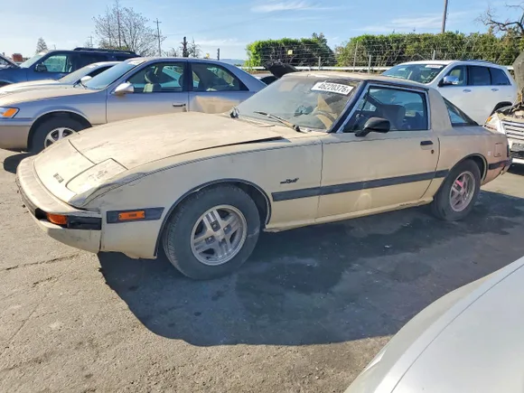 1985 Mazda RX-7 GS, VIN JM1FB3313F0886835 — Rear end