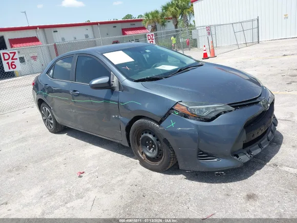 2019 Toyota Corolla SE, VIN 2T1BURHE1KC178543 — Side