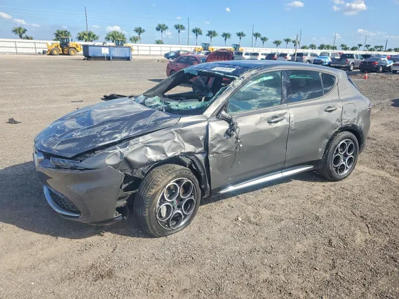 2024 Alfa Romeo Tonale Ti, VIN ZASPATCW5R3057730 — All over