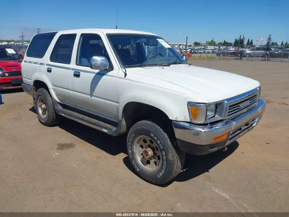 1991 Toyota 4Runner, VIN JT3VN39W8M8013798 — Normal wear