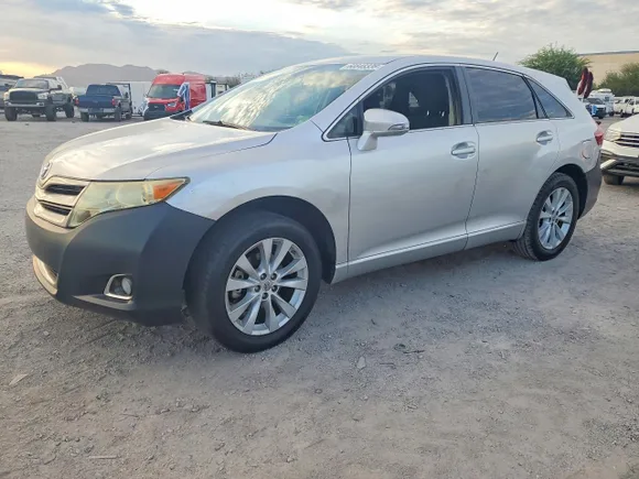 2013 Toyota Venza LE, VIN 4T3ZA3BB9DU076211 — Front end