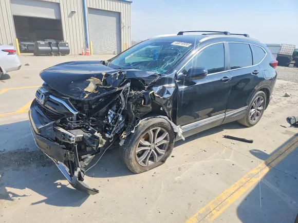 2020 Honda CR-V Touring, VIN 2HKRW1H92LH403094 — Front end