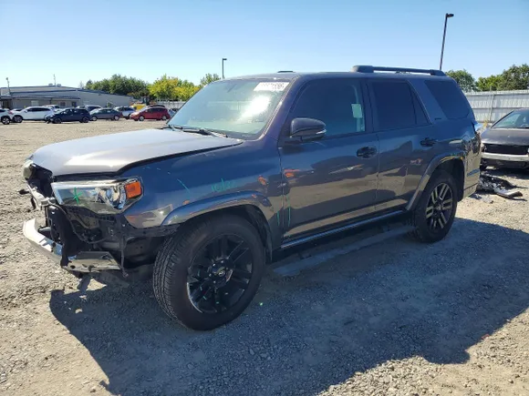 2019 Toyota 4Runner TRD Off Road Premium, VIN JTEBU5JR8K5711681 — Front end
