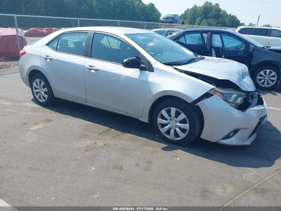 2016 Toyota Corolla LE, VIN 2T1BURHE7GC502134 — Front end
