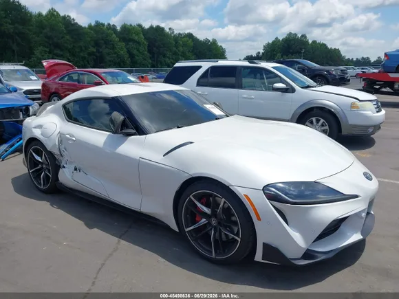 2020 Toyota Supra Premium, VIN WZ1DB4C02LW025595 — Side