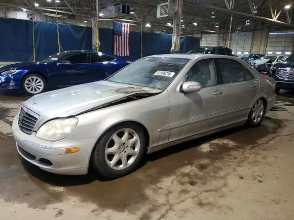 2003 Mercedes-Benz S 500, VIN WDBNG84JX3A362496 — Engine fire