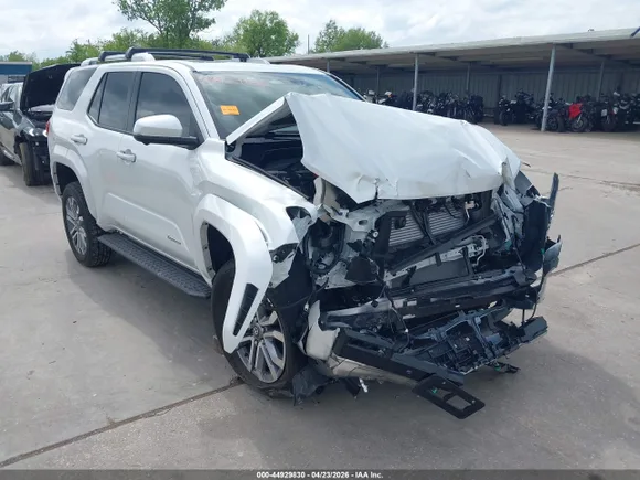 2026 Toyota 4Runner Limited, VIN JTEVA5BR0T5082875 — Front end